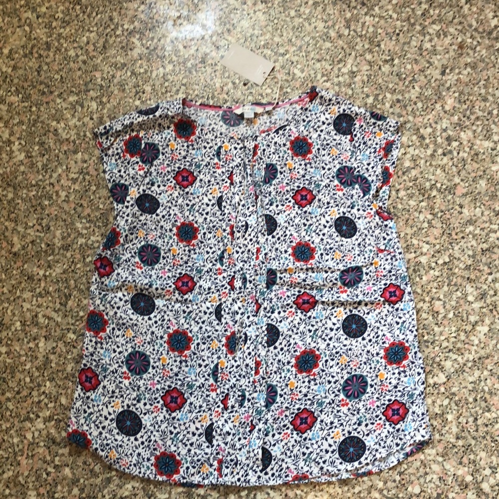 Boden White Floral Print Cap Sleeve Top with Blue and Red Accents